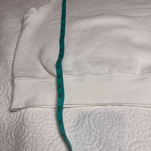 TNA White Sleeveless Vest Classic Knit Design - Picture 8 of 9